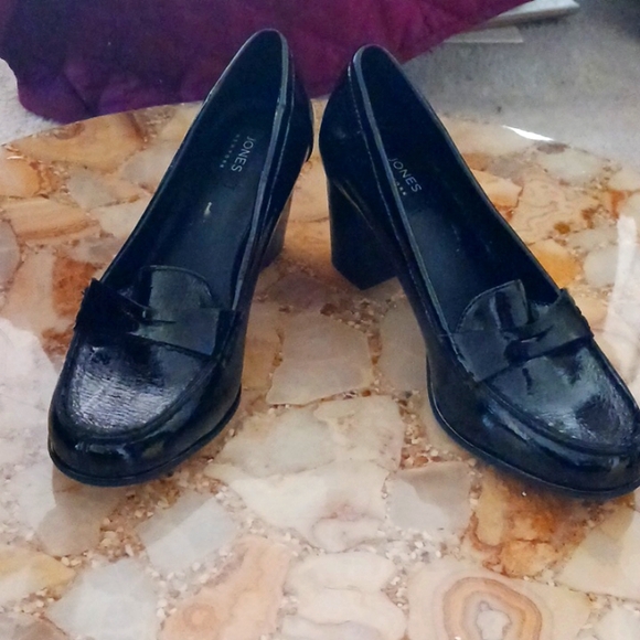 PATENT BLACK SHOES(JONES OF NEW YORK) - Picture 12 of 12